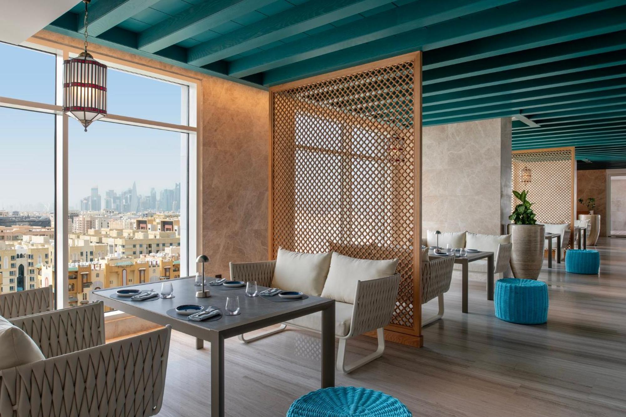 Abesq Doha Hotel And Residences, An Ihg Hotel Exterior foto The View